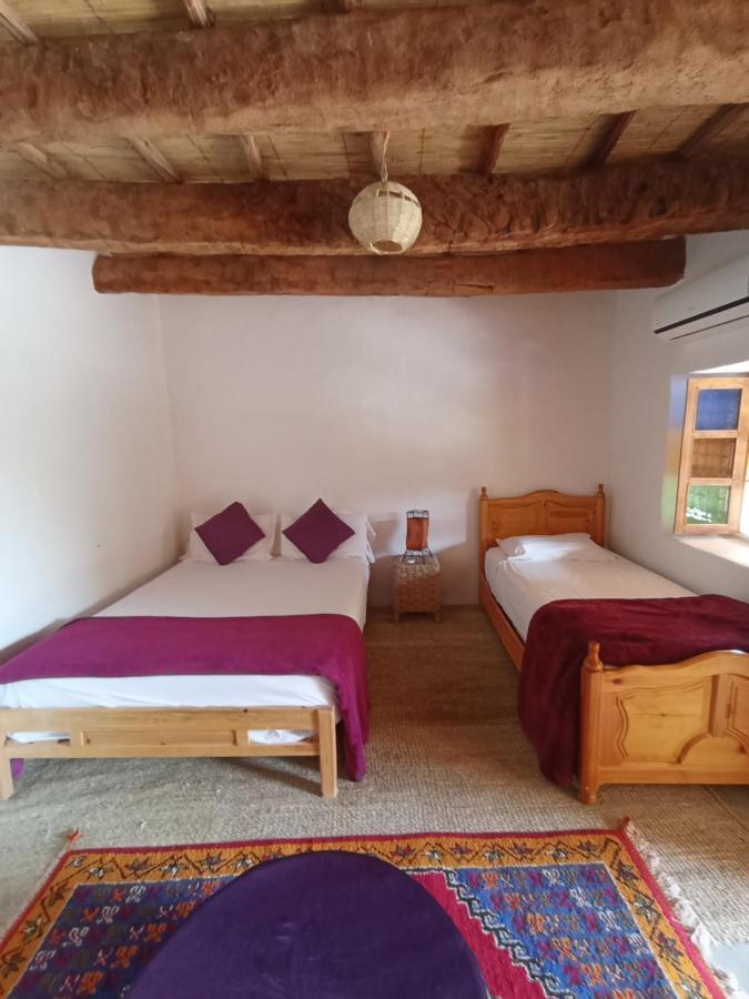 Auberge Bassou Nkob Exteriör bild