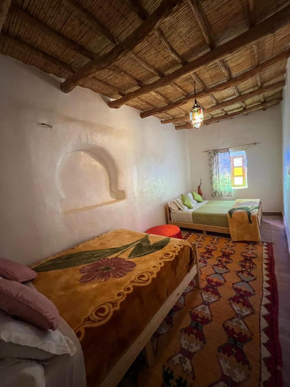 Auberge Bassou Nkob Exteriör bild
