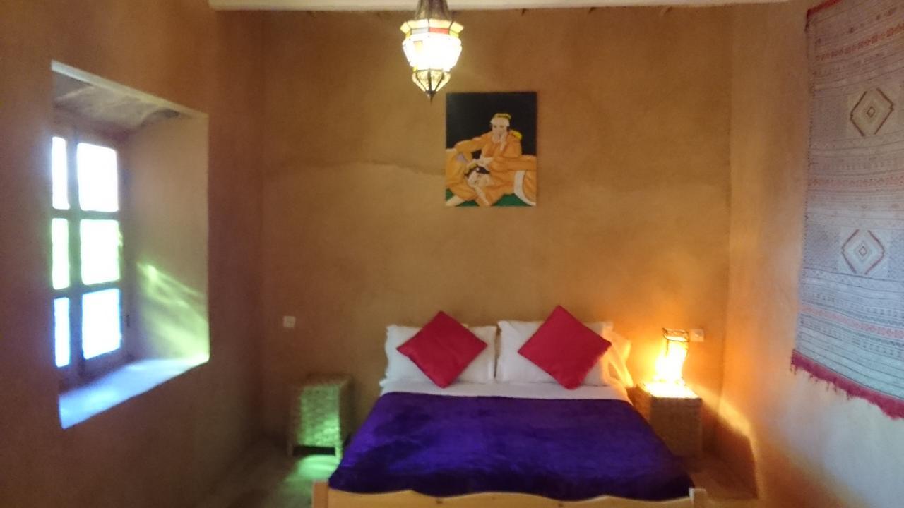 Auberge Bassou Nkob Exteriör bild